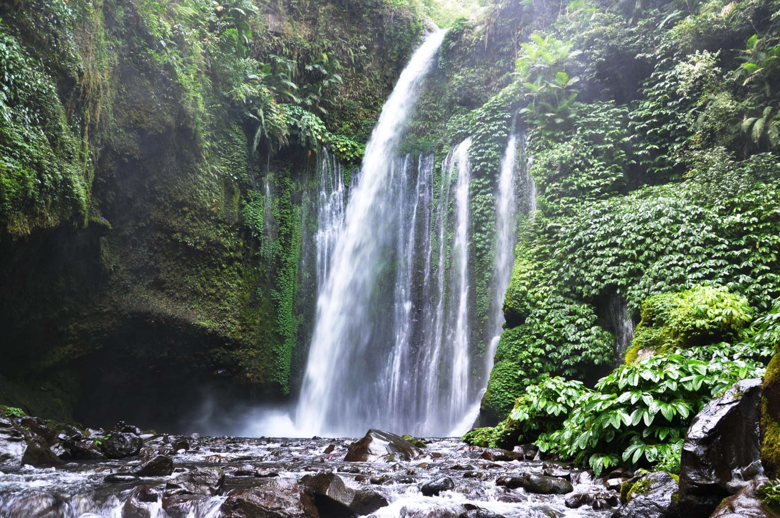 Air Terjun Tiu Kelep, Surga di Kaki Gunung Rinjani