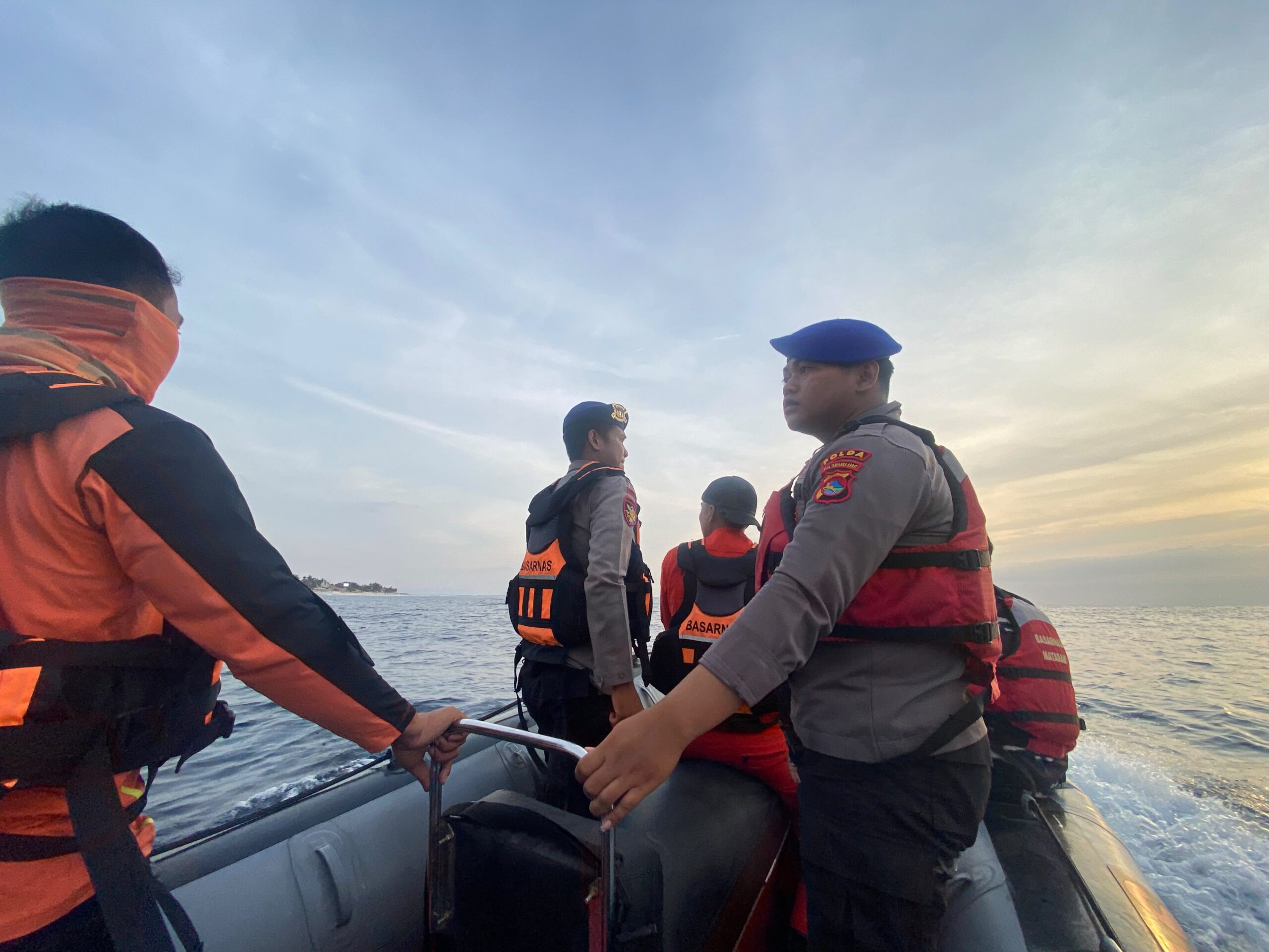 WNA Asal Korea Selatan Hilang Saat Snorkeling di Gili Trawangan, Tim SAR Lakukan Pencarian